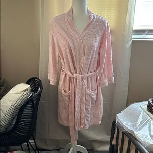 Liz Claiborne Light Pink Waffle Knit Robe